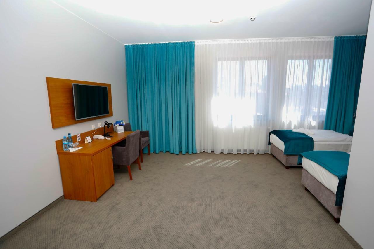 Hotel Stary Mlyn à Świdnica Extérieur photo