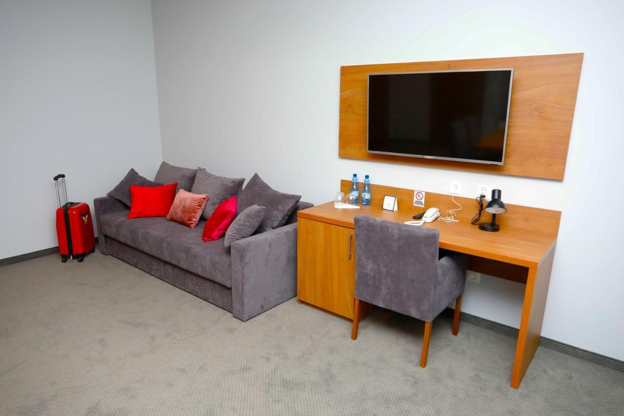 Hotel Stary Mlyn à Świdnica Extérieur photo