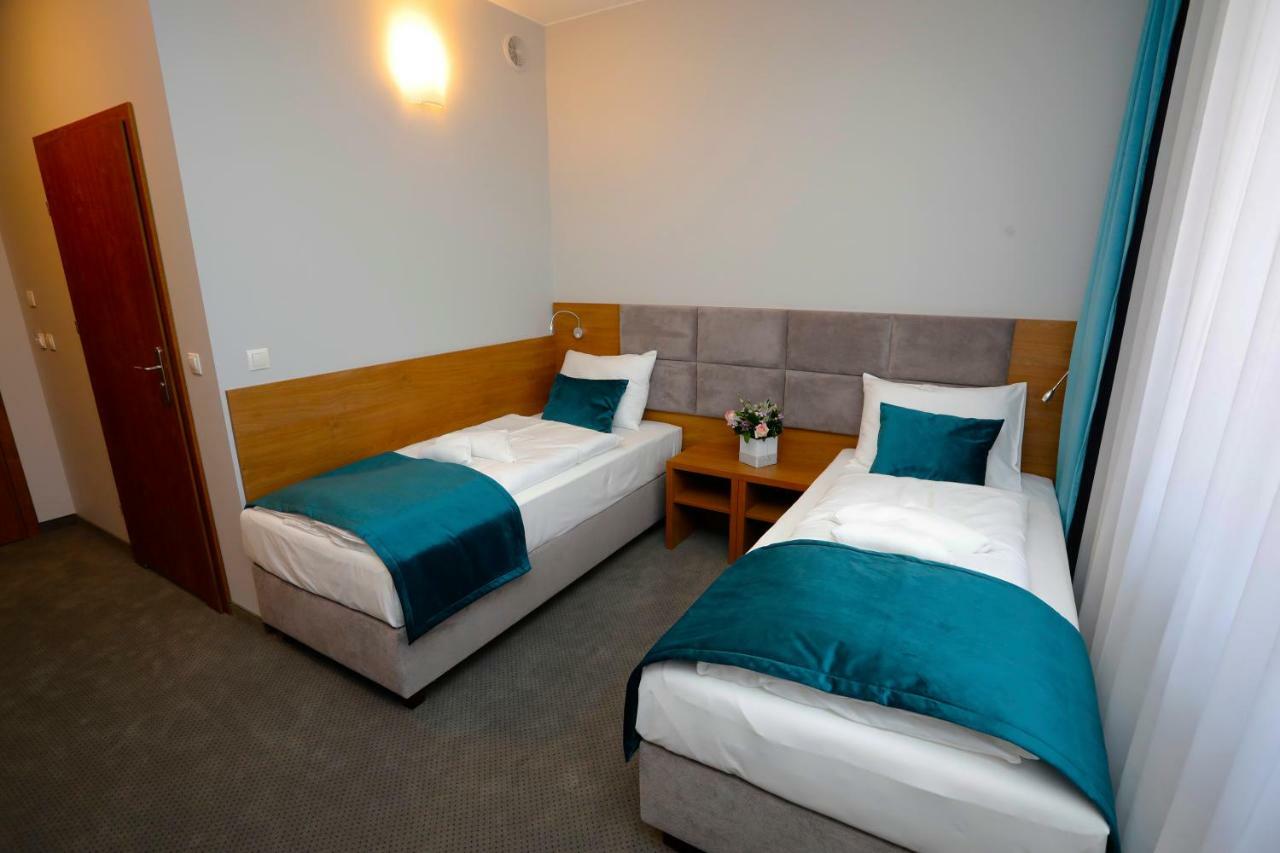 Hotel Stary Mlyn à Świdnica Extérieur photo
