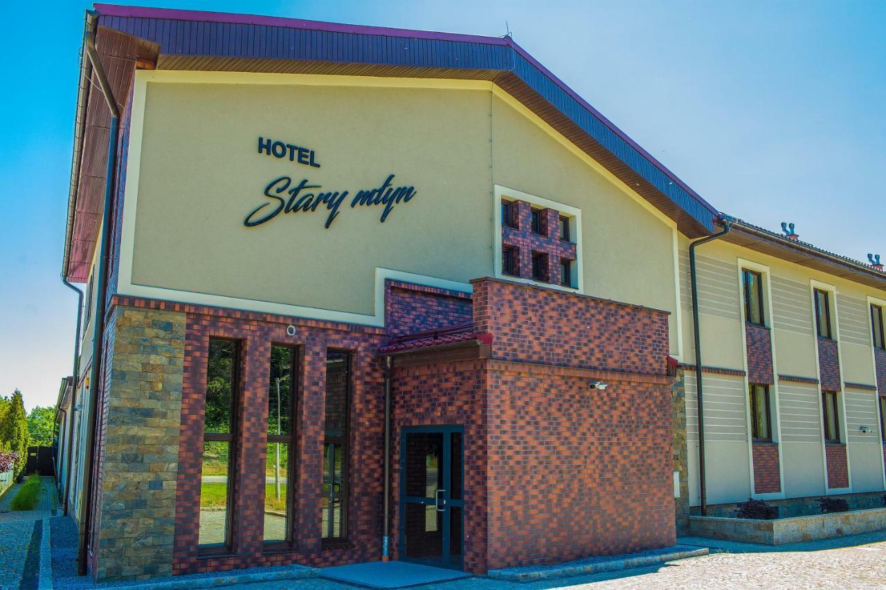 Hotel Stary Mlyn à Świdnica Extérieur photo